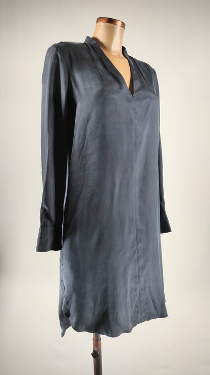 Vestido holgado con bolsillos azul marino Massimo Dutti
