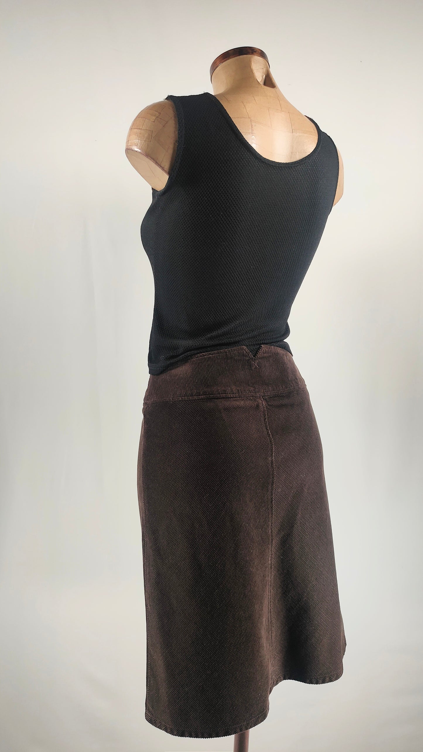 Falda de pana marrón sisley