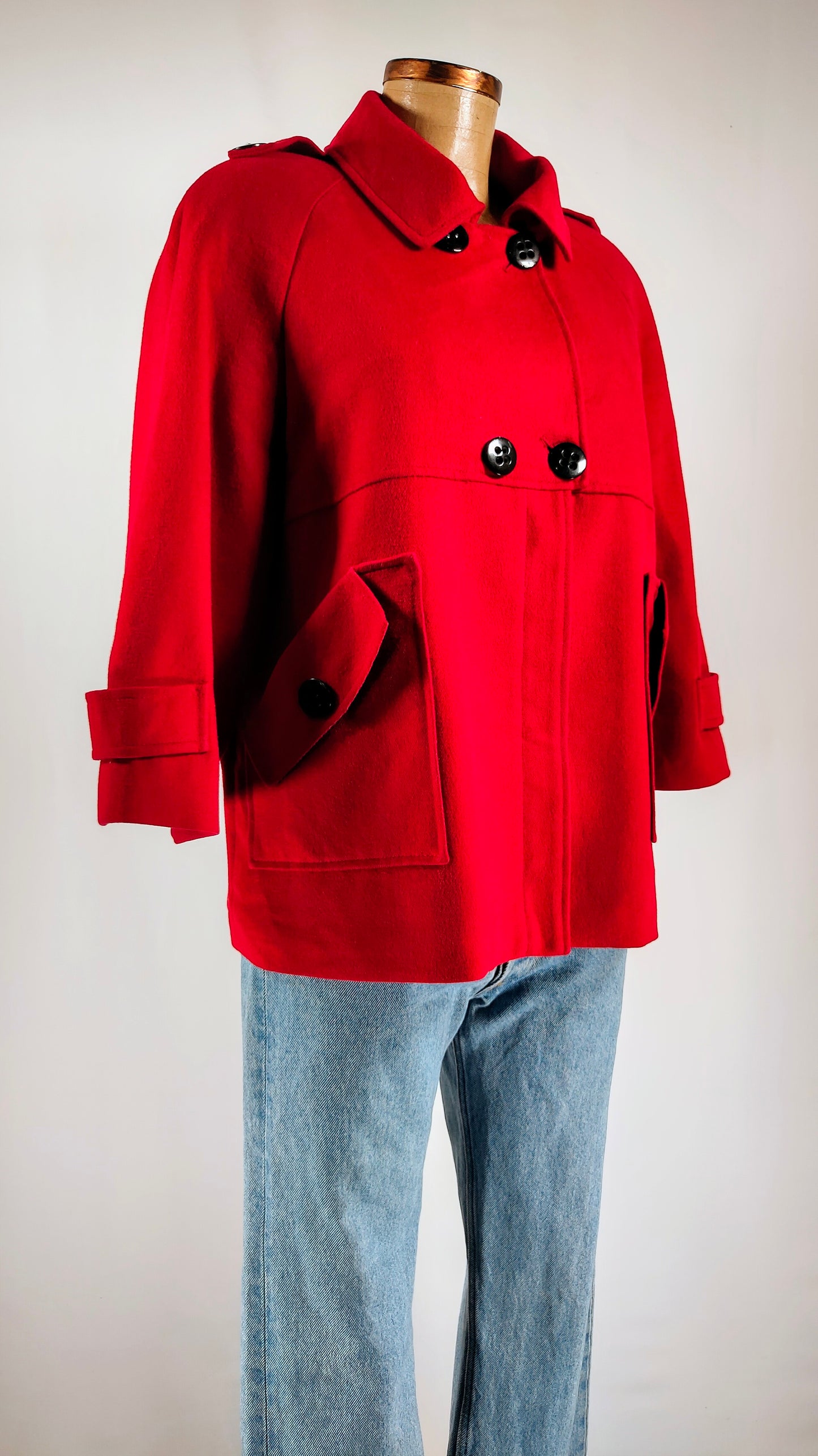 Abrigo trench rojo de lana