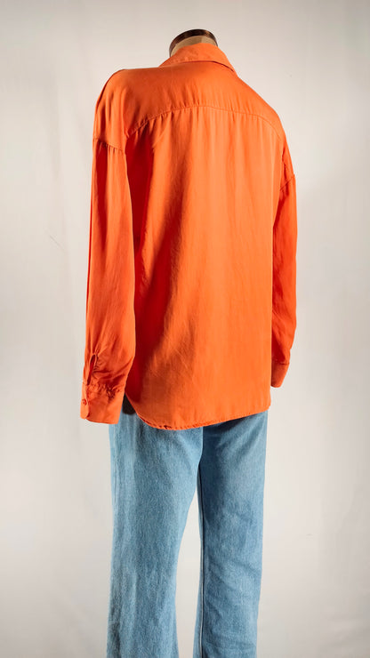 Camisa naranja oversize