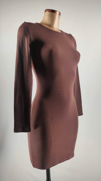 Vestido recto de Zara marrón