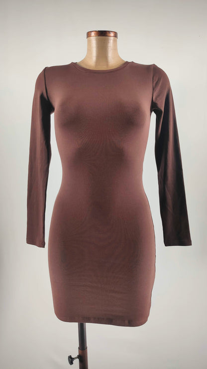 Vestido recto de Zara marrón